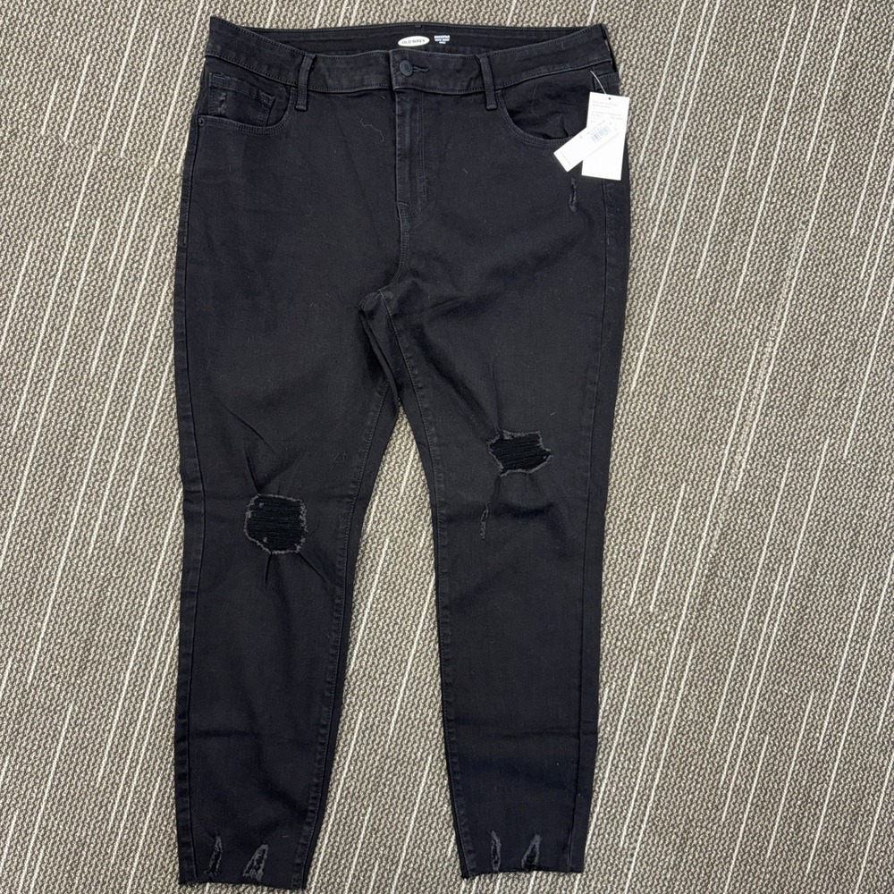 Old Navy Rockstar Mid-Rise Ripped Jeans Cuffed Raw Hem Women Size 16 Black NWT